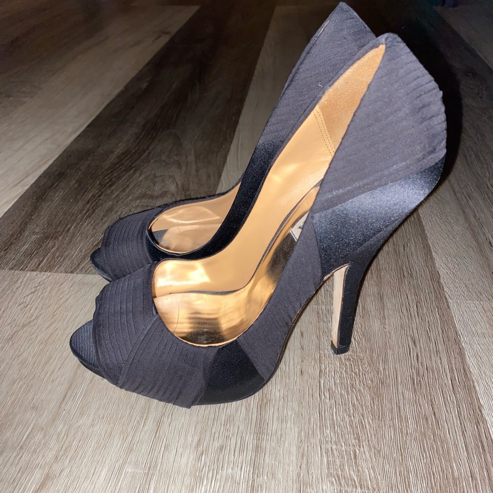 Badgley Mischka heels